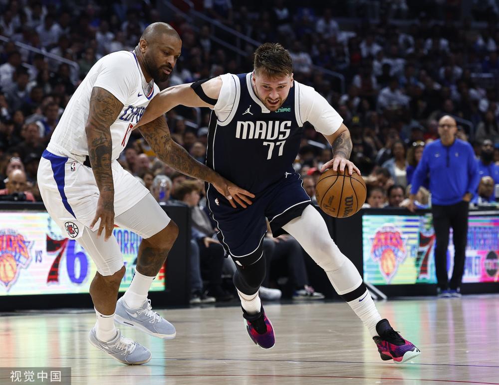 回赛中击败 回赛中击败