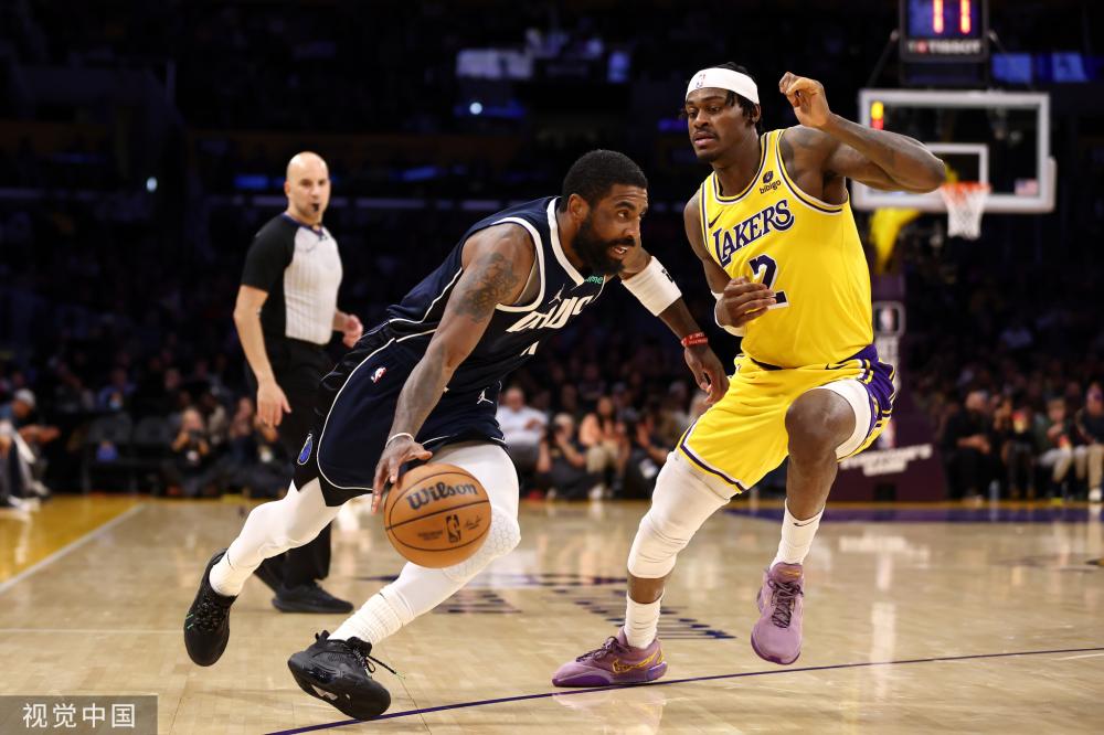 对雄鹿和雷 对雄鹿和雷