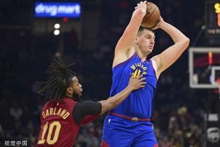 预赛中凭借 预赛中凭借