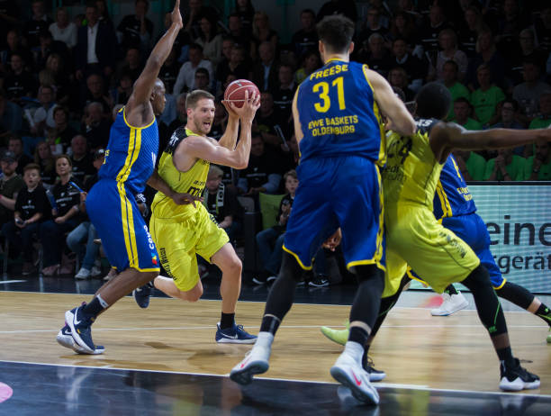 其灵活的防 其灵活的防